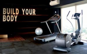 Gimnasio o instalaciones de fitness de Louis Kienne Hotel Simpang Lima