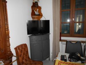 Μια τηλεόραση ή/και κέντρο ψυχαγωγίας στο Maison de Laurent