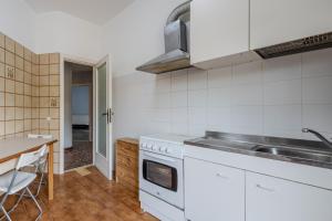 Köök või kööginurk majutusasutuses Star Guest House Rome