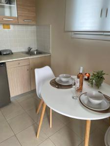 Kuchyň nebo kuchyňský kout v ubytování ASPASIA APARTMENTS