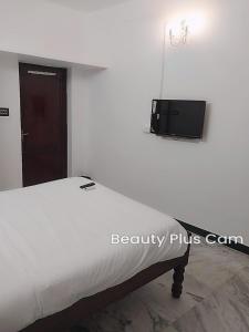 Μια τηλεόραση ή/και κέντρο ψυχαγωγίας στο 4BHK-Duplex