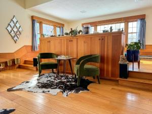 Φωτογραφία από το άλμπουμ του NEW - Designer Home - Mins to Lebanon/Hanover - NH σε Lebanon
