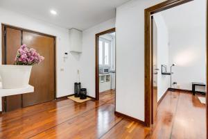 Kuchyň nebo kuchyňský kout v ubytování New flat Beethoven + 82 fotografií
