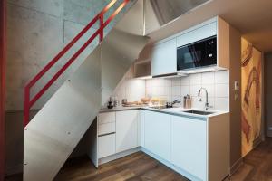 lyf Gambetta Paris的厨房或小厨房
