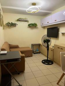 Et tv og/eller underholdning på URBAN DECA Homes SM EAST Pasig