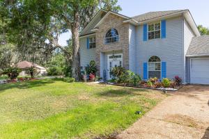 Κήπος έξω από το Rococo Retreat