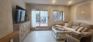 Billede fra billedgalleriet på The white house i Santa Susanna