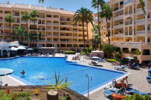 Basen w obiekcie Serena Solvista - Los Cristianos lub w pobliżu