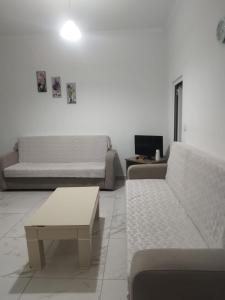 Posezení v ubytování Vila Rusi + 29 fotografií