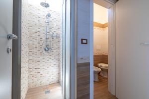 Un baño de Solaris Guesthouse