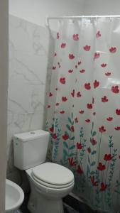 Et badeværelse på El Tilo Hospedaje