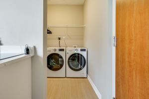 布莱恩Convenient Studio Stay Easy Access to Twin Cities的相册照片