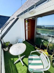 Μπαλκόνι ή βεράντα στο Lovely ! Studio balcon - Vue océan 360