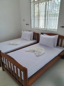 Fotografie z fotogalerie ubytování 2BR Zanzibar Beachfront Apt Free Airport Pick-up v destinaci Uroa