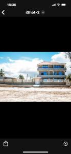 Fotografie z fotogalerie ubytování 2BR Zanzibar Beachfront Apt Free Airport Pick-up v destinaci Uroa