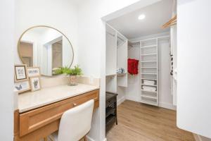 Fotografie z fotogalerie ubytování Sheraton Villa 3BR with Pool 10 Mins from Hard Rock Stadium v destinaci Miramar