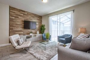 Телевізор і / або розважальний центр в Modern Decor, Waterview With Splashpool, Bbq 1636Str