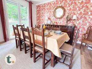 Imagen de la galería de Tranquiloue - Halte Nature Proche du PuyduFou, en Saint-Laurent-sur-Sèvre