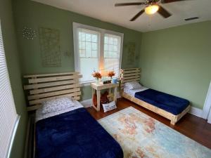 Gallery image of Cozy Cottage in Jacksonville