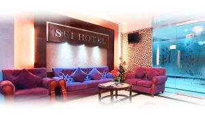 Ruang duduk di Sei Hotel Aceh