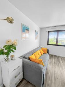 Posezení v ubytování Apartment with pool near city center