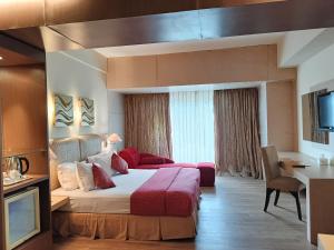 Postel nebo postele na pokoji v ubytování Lux Tychi Hotel
