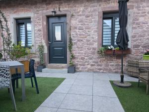 Patio nebo venkovní prostory v ubytování L'atelier - logement neuf sur la route des vins d'Alsace
