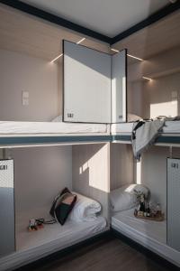 Letto o letti in una camera di Atlas Hostel & Backpackers