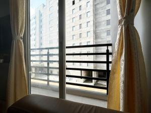 Balkón nebo terasa v ubytování Gateway Transit Hotel