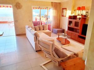 Posedenie v ubytovaní Fantastic View Terrace Apt By Dream Homes Tenerife