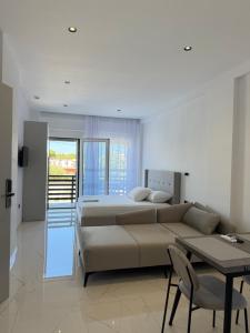 伏罗拉Maison Apartments的相册照片