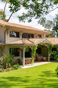 Imagen de la galería de Attraktive Familien-Villa im Herzen von Cap Ferret, en Cap-Ferret