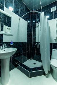 Bagno di HOTEL GUGLUX &WINE CELLAR