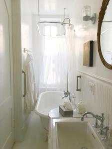 Fotografie z fotogalerie ubytování Church Des Artistes v destinaci Kingston