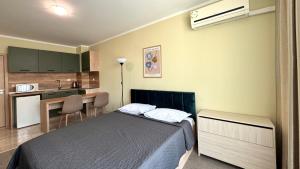 A kitchen or kitchenette at Evi Apartments 2