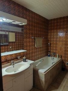 Ένα μπάνιο στο La Robella Casa 32 1 Room Only