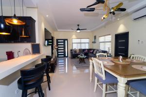 Φωτογραφία από το άλμπουμ του Pyramid Dreamstay 67 σε Ocho Rios +28 φωτογραφίες