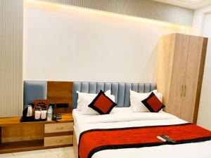 Fotografie z fotogalerie ubytování Mehul- A, Luxurious Stay 5 Mint From Railway Station New Delhi v Novém Dillí
