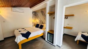A bed or beds in a room at Tomsan Suites & Villas Akyaka Még 37 kép