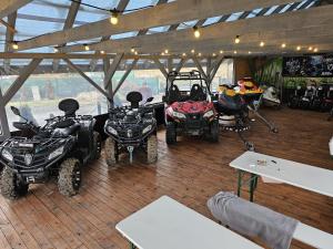 Zdjęcie z galerii obiektu Baltichouse Podczele- domki wakacyjne blisko morza !!! sauna, jacuzzi,grill plac zabaw w Kołobrzegu