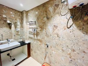 Bagno di Shankar Bhavan By Vinayak Hotels