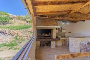 Φωτογραφία από το άλμπουμ του Blue Horizon - beautiful terrace with grill σε Metajna