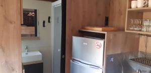 Kuchyň nebo kuchyňský kout v ubytování Camping Onlycamp le Jalinier