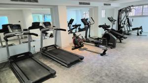 Fitness centrum a/nebo fitness zařízení v ubytování Corfu Hotel