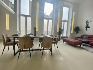 Istumisnurk majutusasutuses Loft With Pool Table, Kitchen Island & Gallery