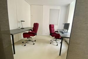 Foto Berliinis asuva majutusasutuse Loft With Pool Table, Kitchen Island & Gallery galeriist