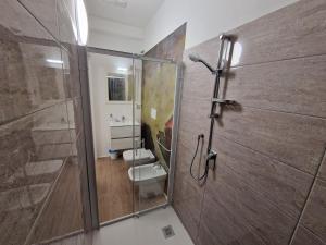 Albergo D'Ambros - Casa Belfiore Group的一间浴室