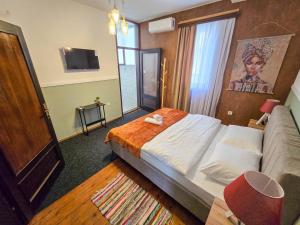 Billede fra billedgalleriet på OLDNEW Apartments & Rooms i Prizren