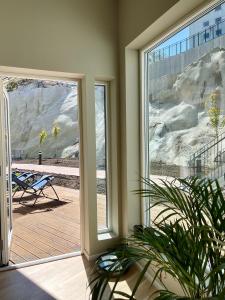 Galeriebild der Unterkunft Brand-new Apartement 2025 Sunny Private Terrace - By the Sea in Bergen