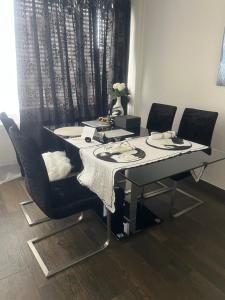 Gambar di galeri bagi Executive Suite AC & Free Parking di Zürich